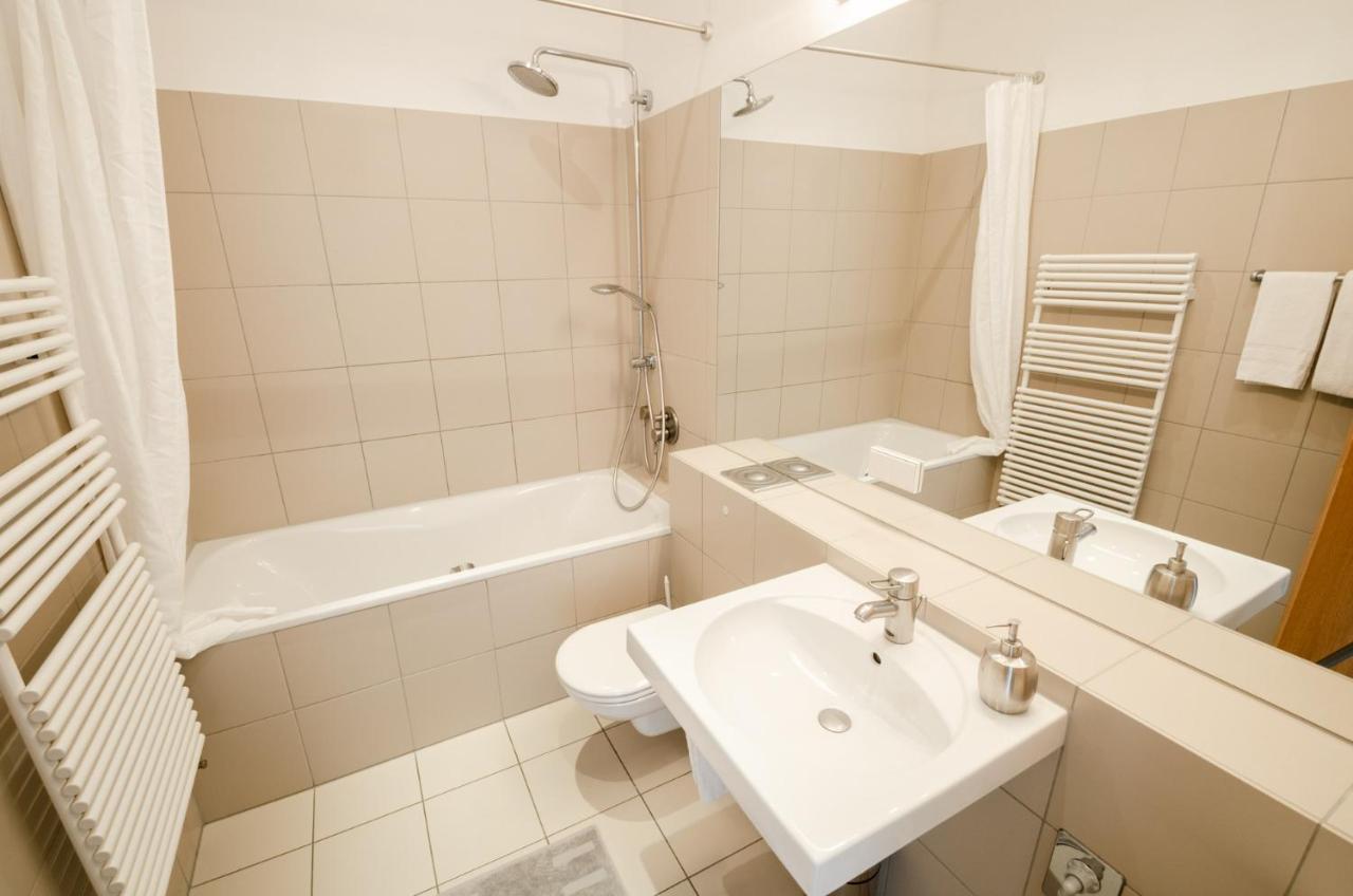 Boarding-Potsdam Aparthotel Екстериор снимка